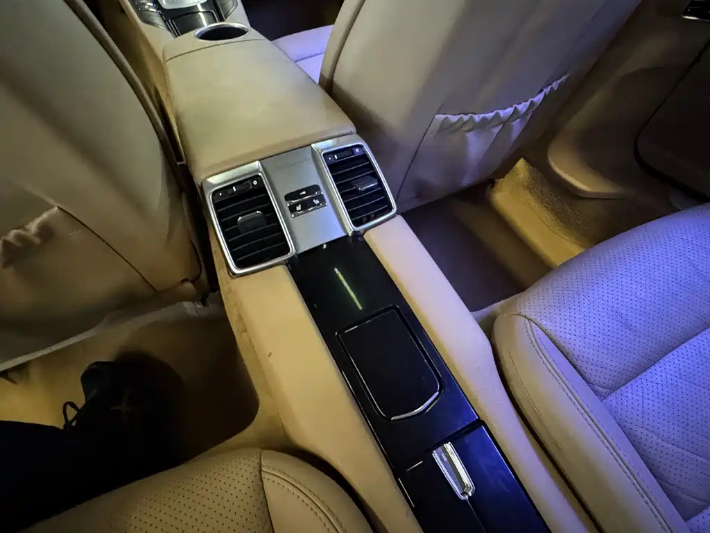 Porsche Panamera — миниатюра 21