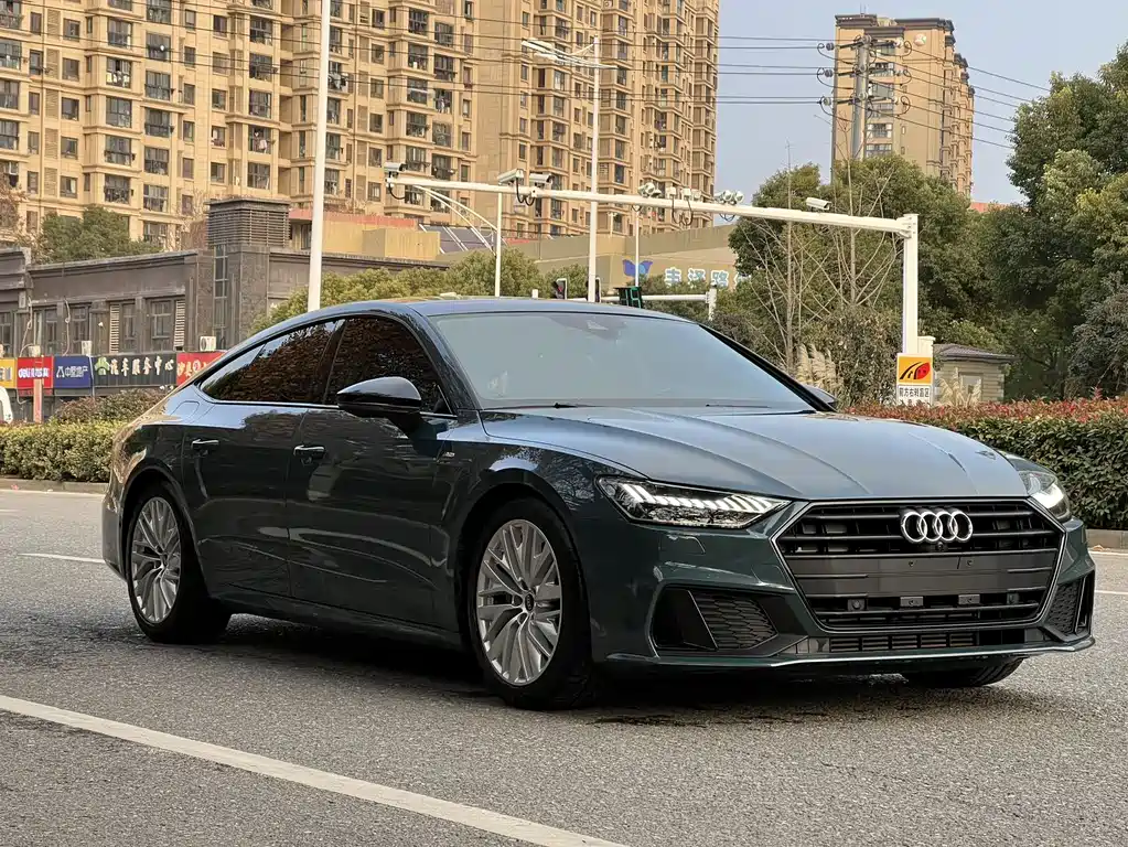 AUDI A7