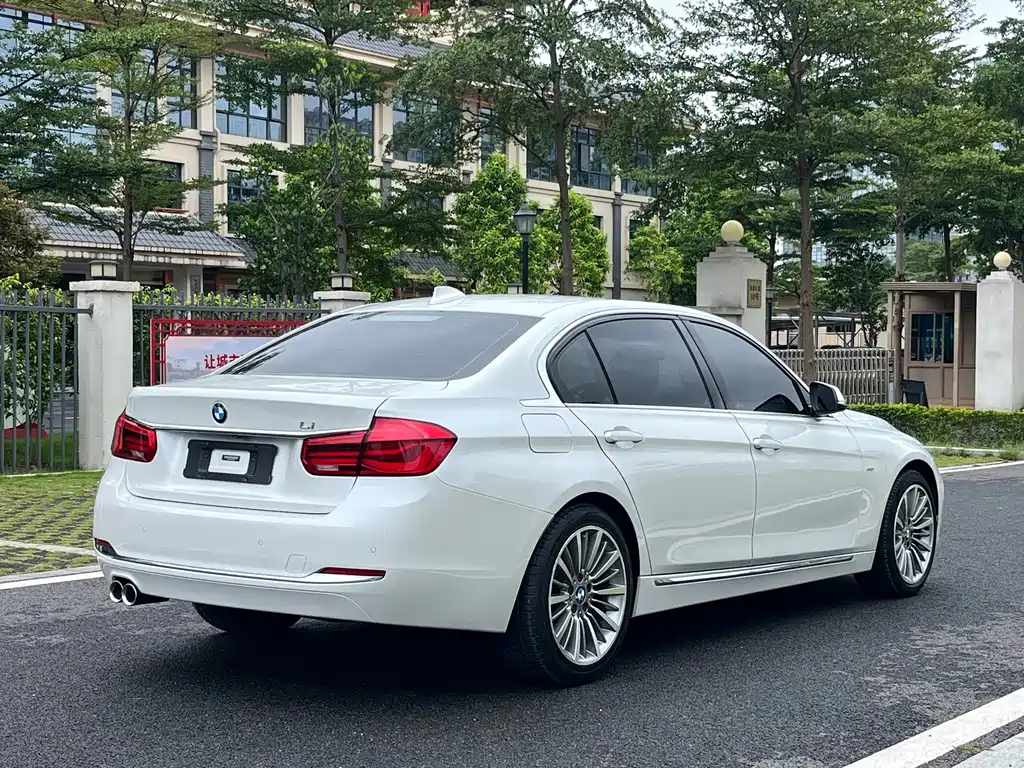 BMW 3 Series — миниатюра 38