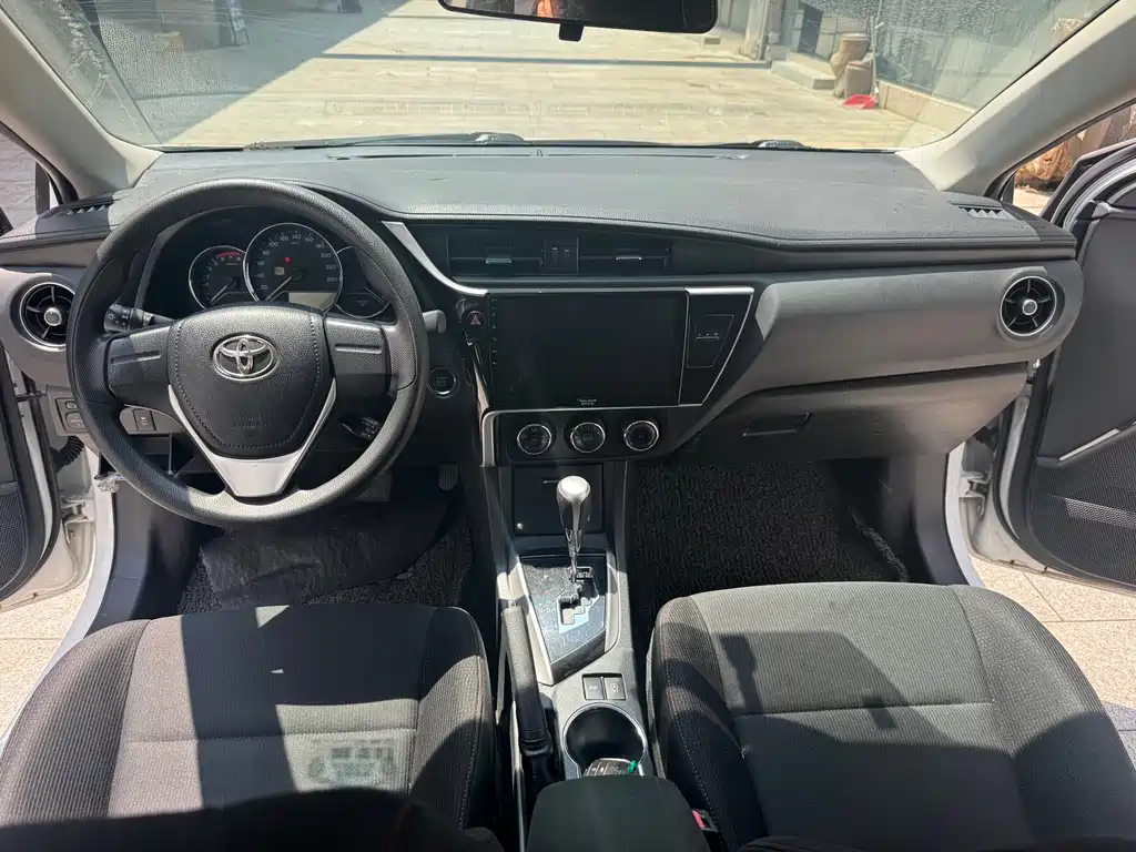 Toyota Corolla — миниатюра 7