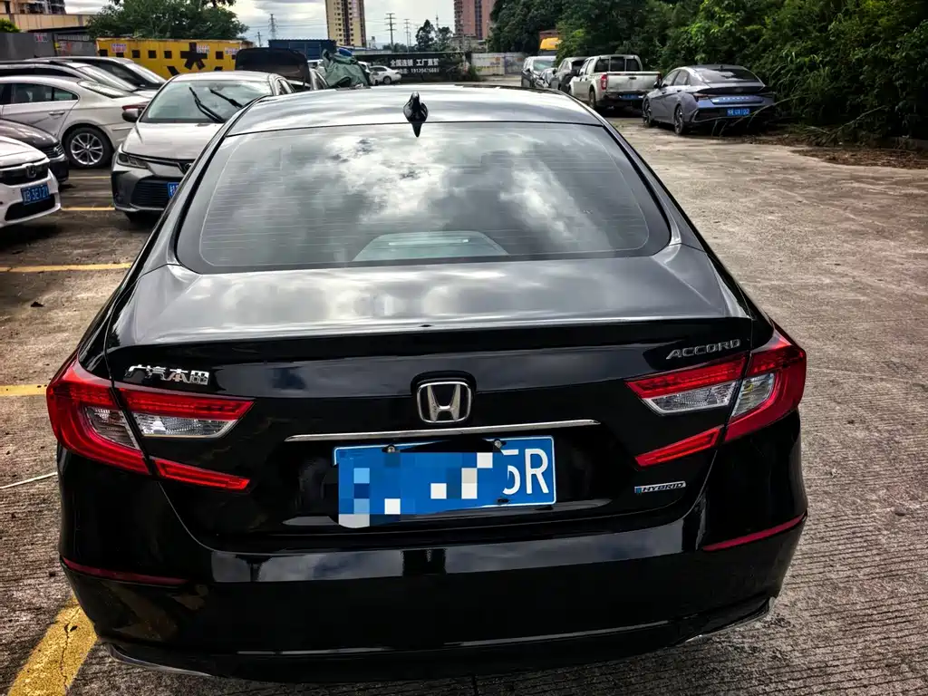 Honda Accord — миниатюра 5