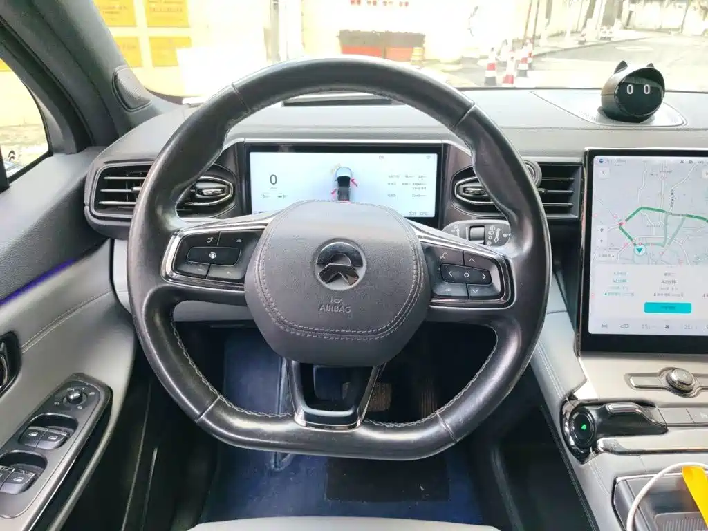 NIO ES6 — миниатюра 6
