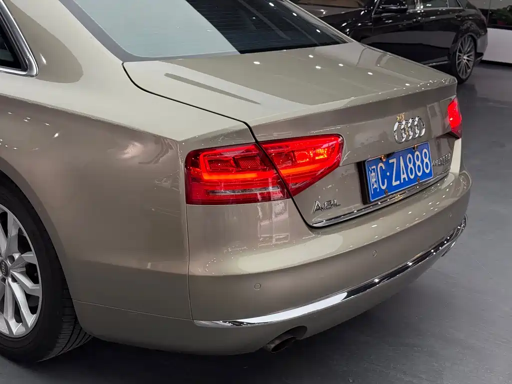 Audi A8 2013 A8L 30 FSI Comfort