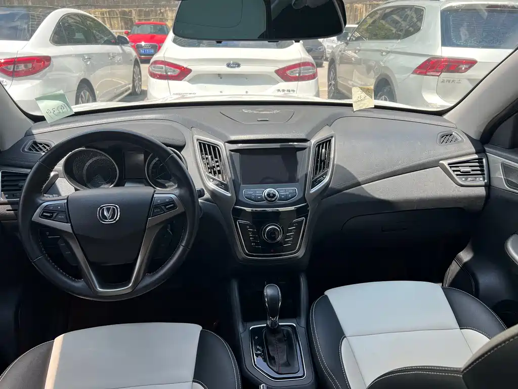 Changan CS35 — миниатюра 6