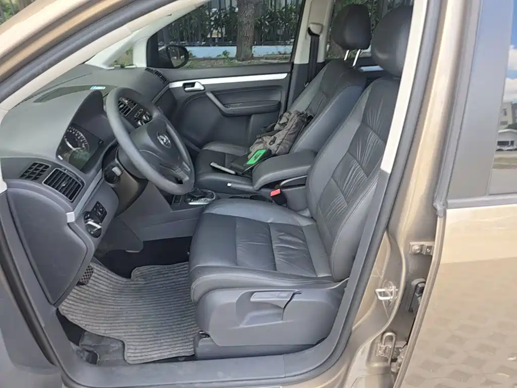 Volkswagen Touran — миниатюра 20