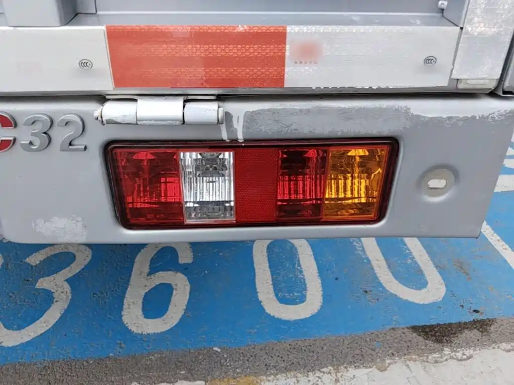 DFSK C32 — миниатюра 8