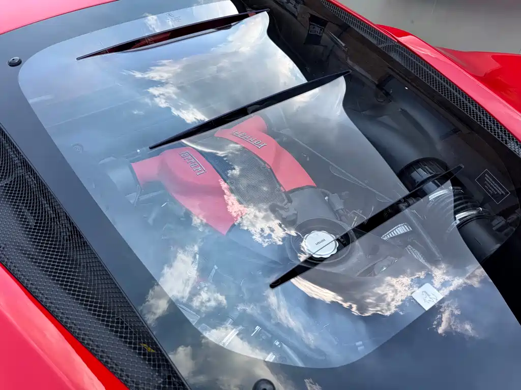 Ferrari F8 — миниатюра 11