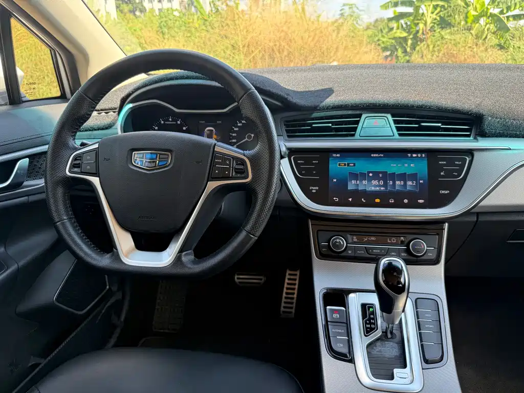 Geely Emgrand GS — миниатюра 8