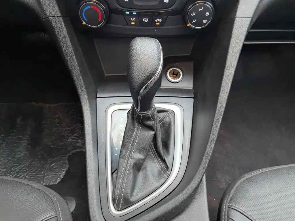 Buick Excelle — миниатюра 13
