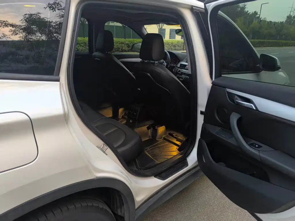 BMW X1 — миниатюра 9