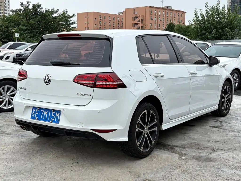 Volkswagen Golf — миниатюра 5