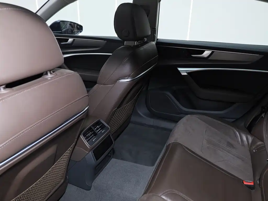 Audi A7L — фотографии объявления, Фото 19