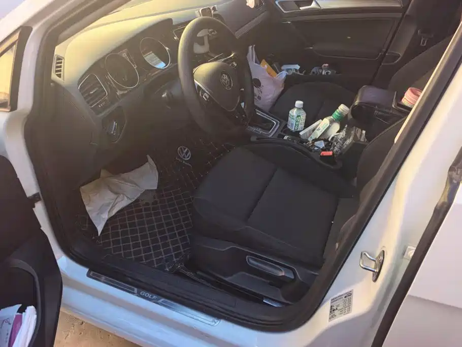 Volkswagen Golf — миниатюра 9