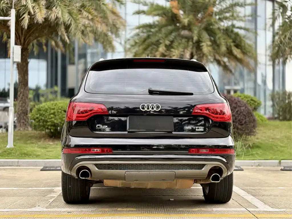 Audi Q7 — миниатюра 15