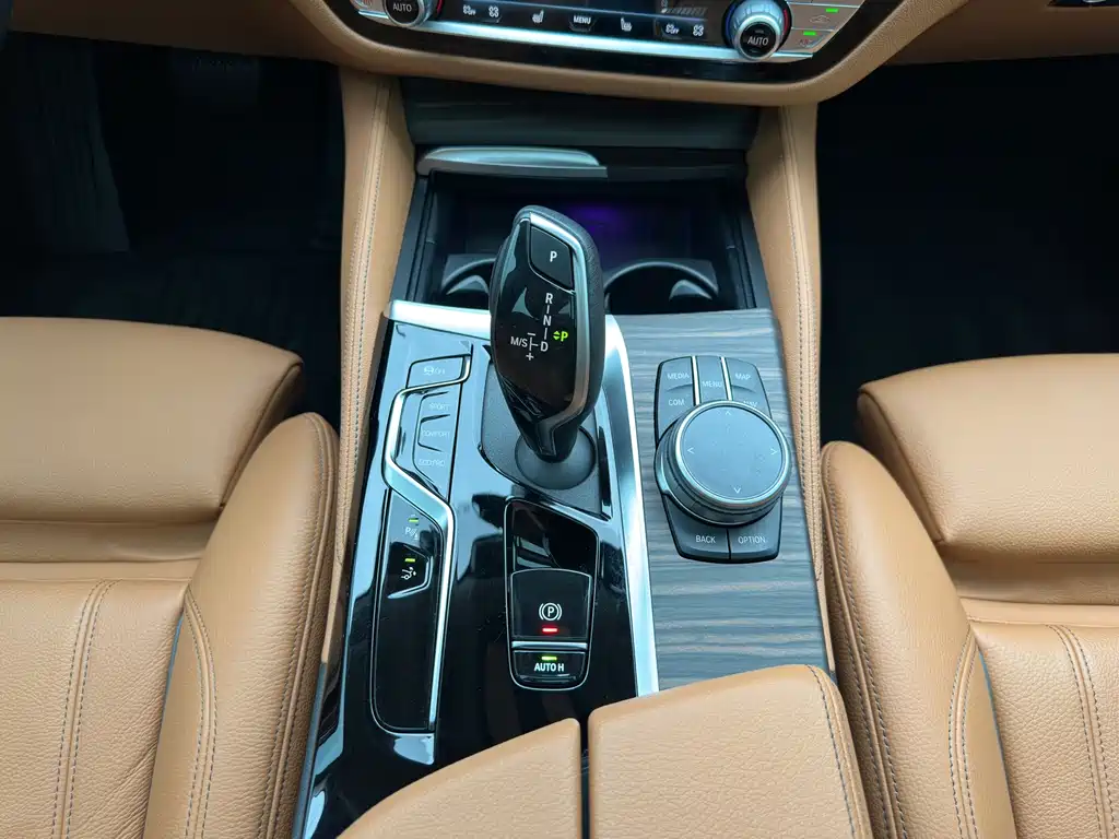 BMW 6 Series GT — миниатюра 18