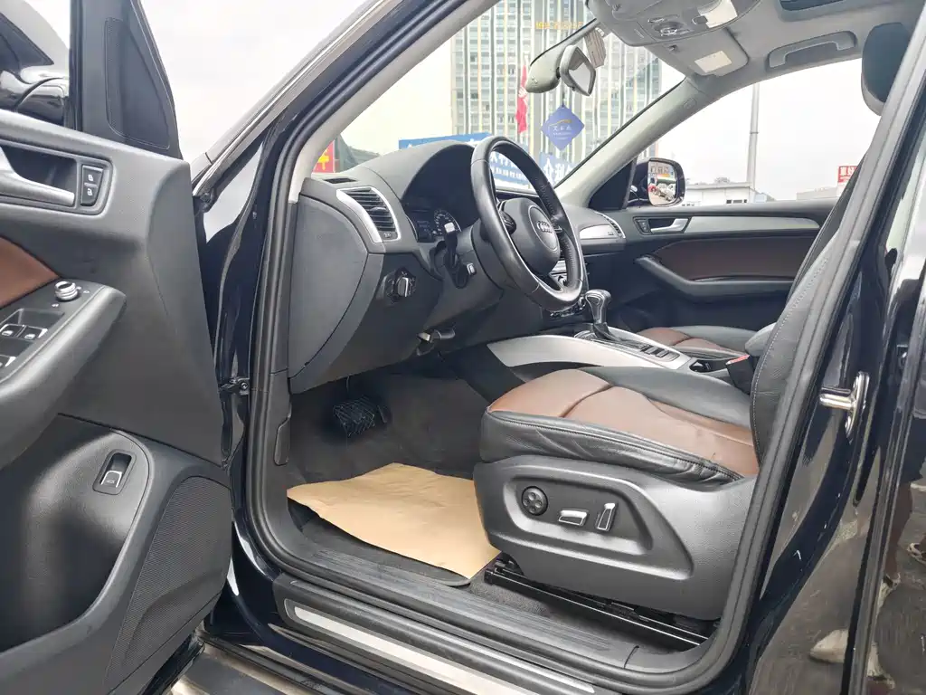 Audi Q5 40 TFSI Tech Type, фото 19