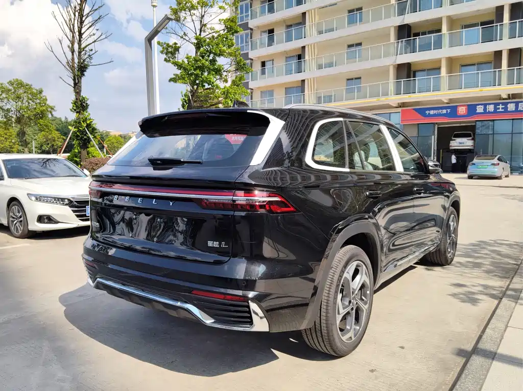 Geely Xingyue L — миниатюра 7