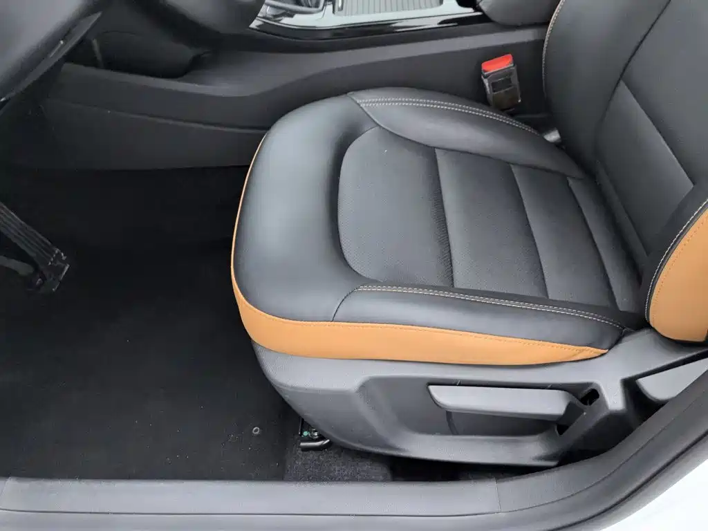 Geely Emgrand GL — миниатюра 20