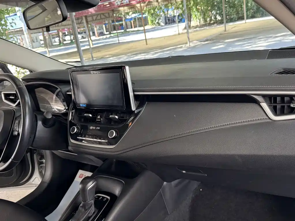 Toyota Corolla — миниатюра 14