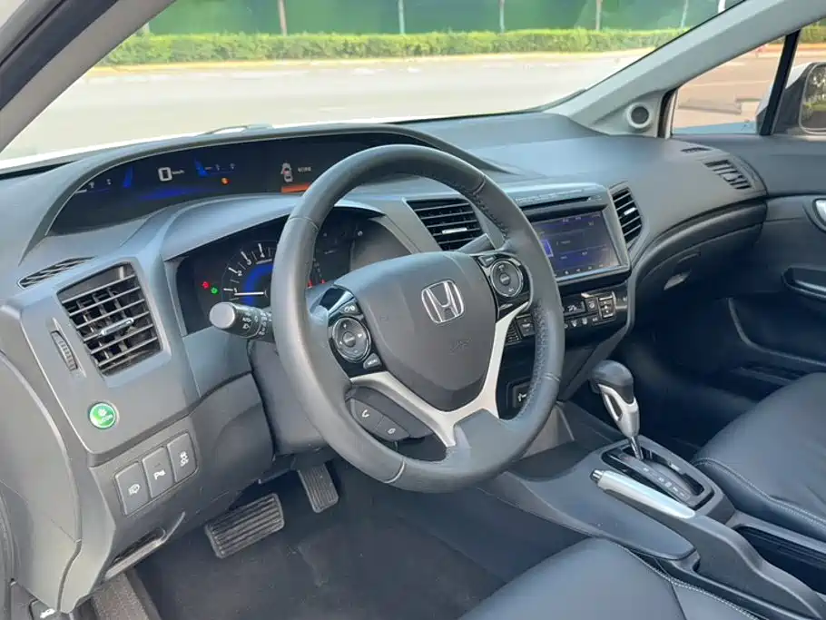 Honda Civic — миниатюра 13