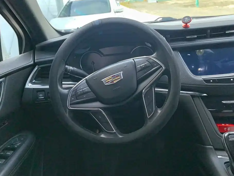 Cadillac XT5 — миниатюра 15
