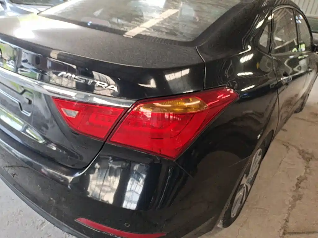 Hyundai Mistra — миниатюра 8