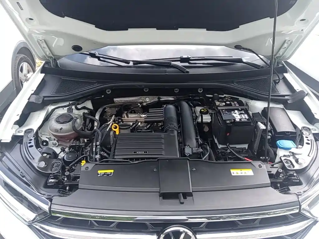 Volkswagen T-Roc — миниатюра 20