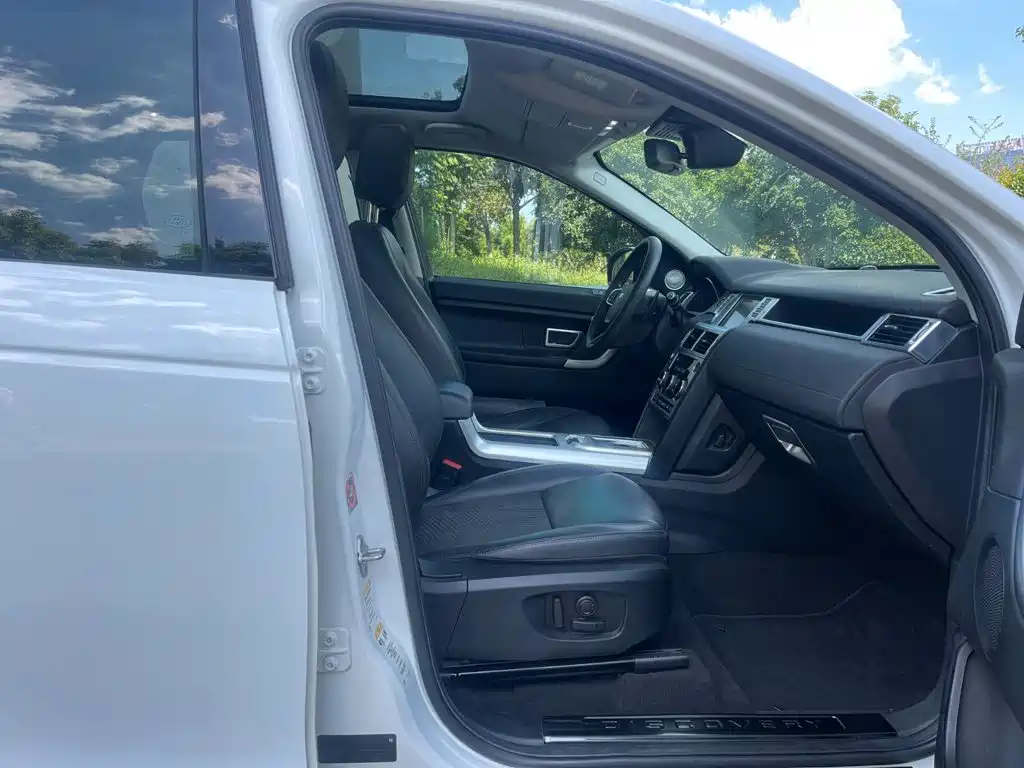 Land Rover Discovery Sport — миниатюра 15