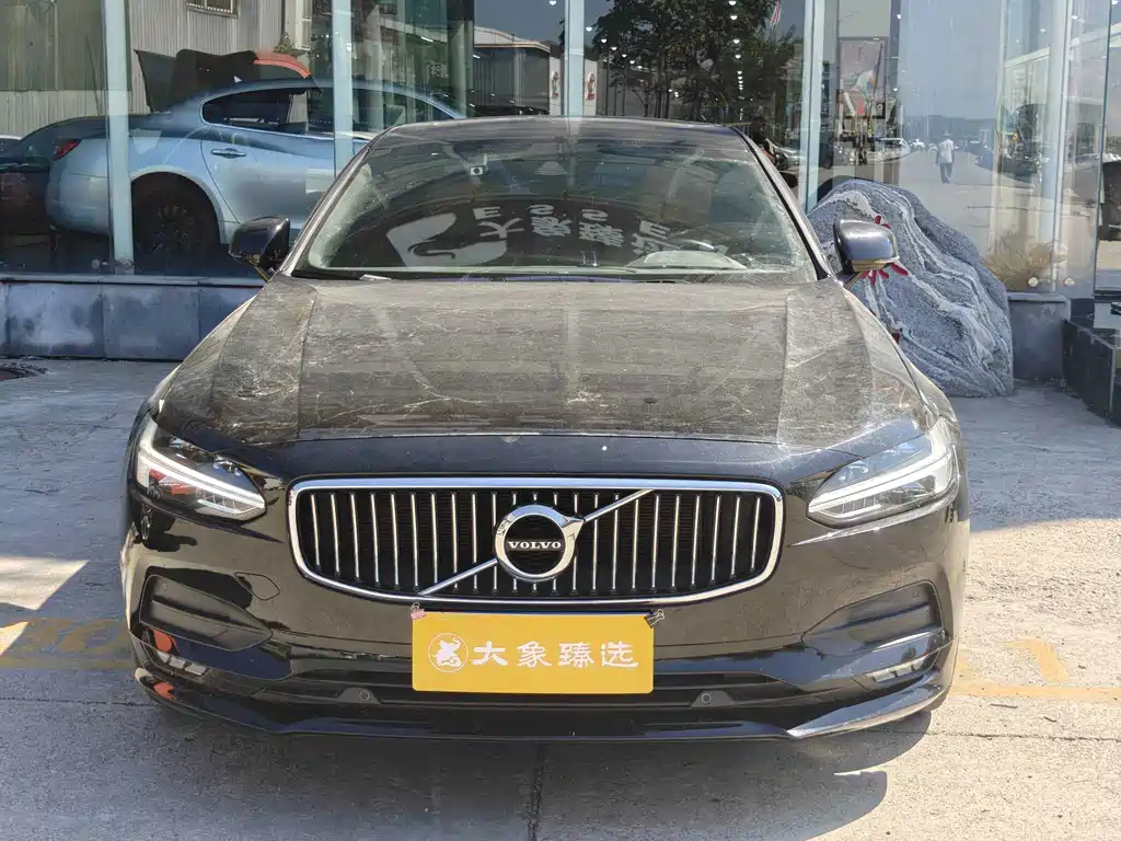 Volvo S90 — миниатюра 2