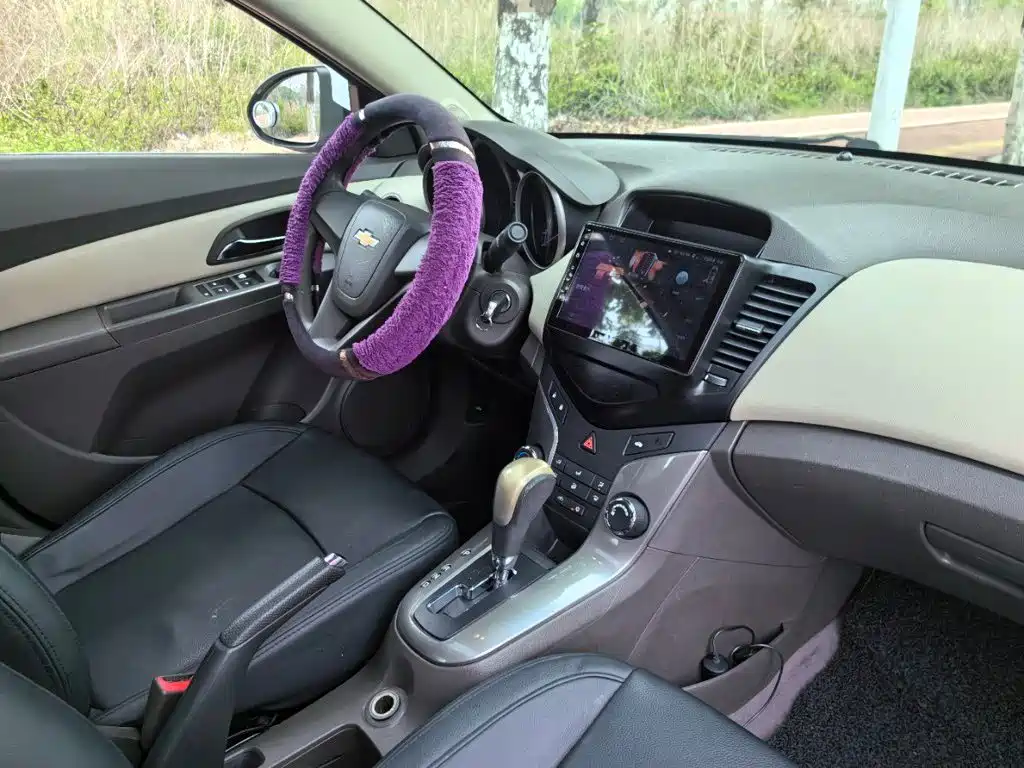 Chevrolet Cruze — миниатюра 13