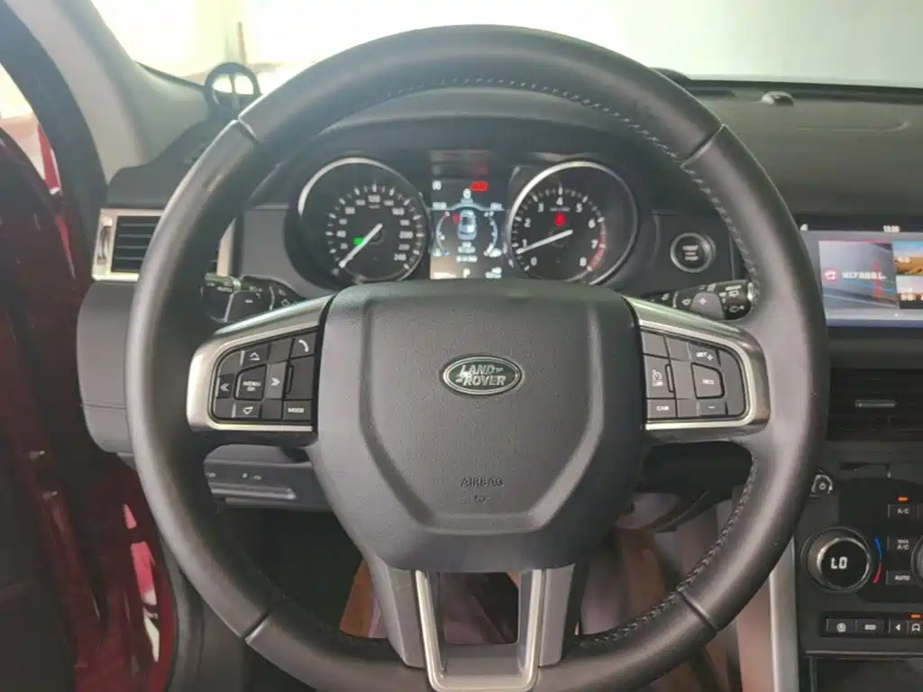 Land Rover Discovery Sport — миниатюра 11
