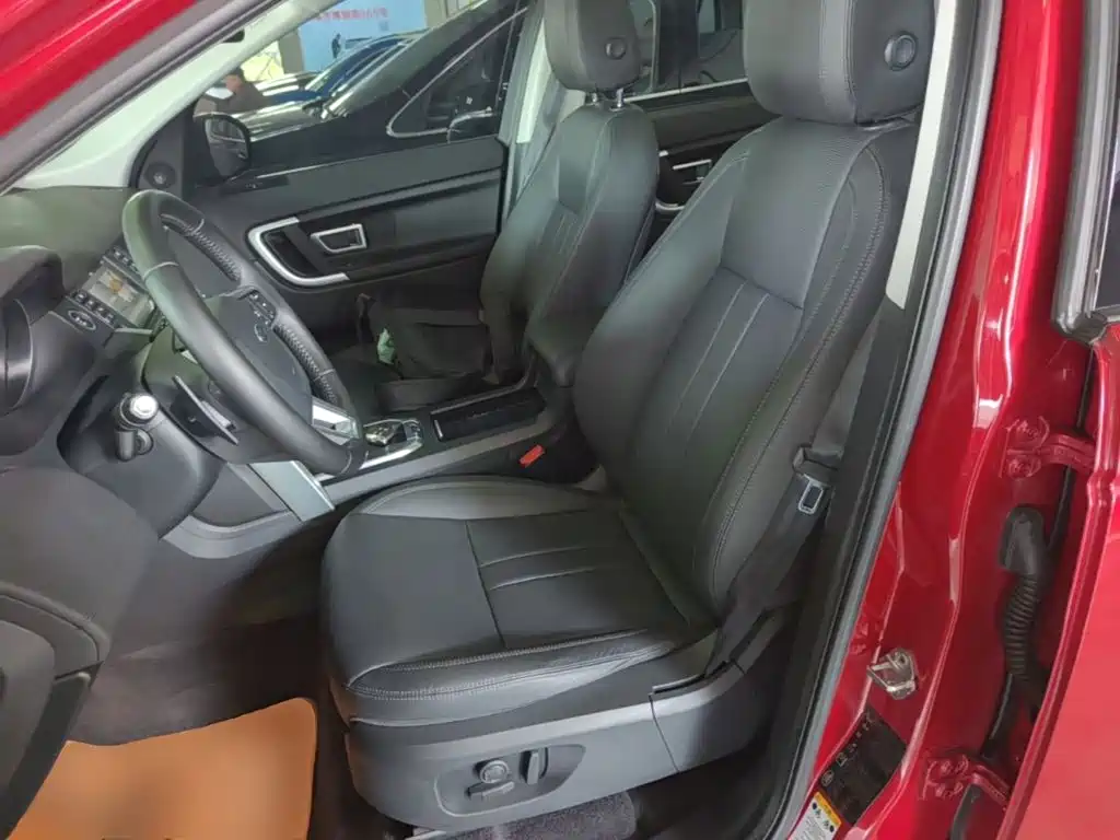Land Rover Discovery Sport — миниатюра 15