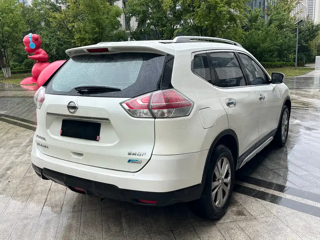 Nissan X-Trail — миниатюра 4