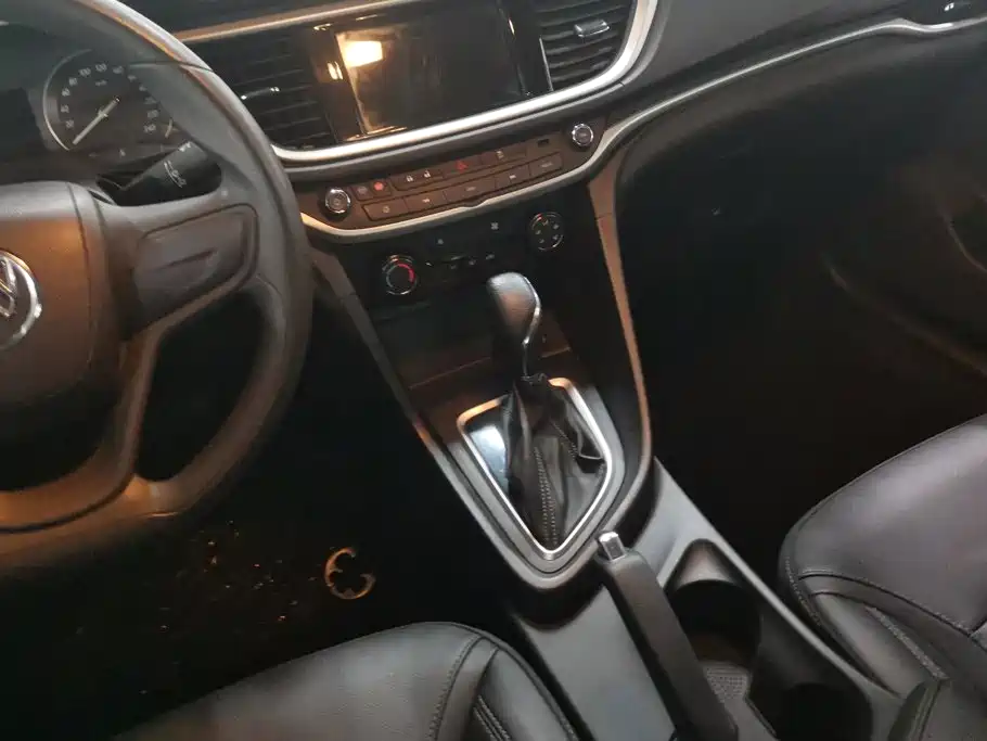 Buick Excelle — миниатюра 16