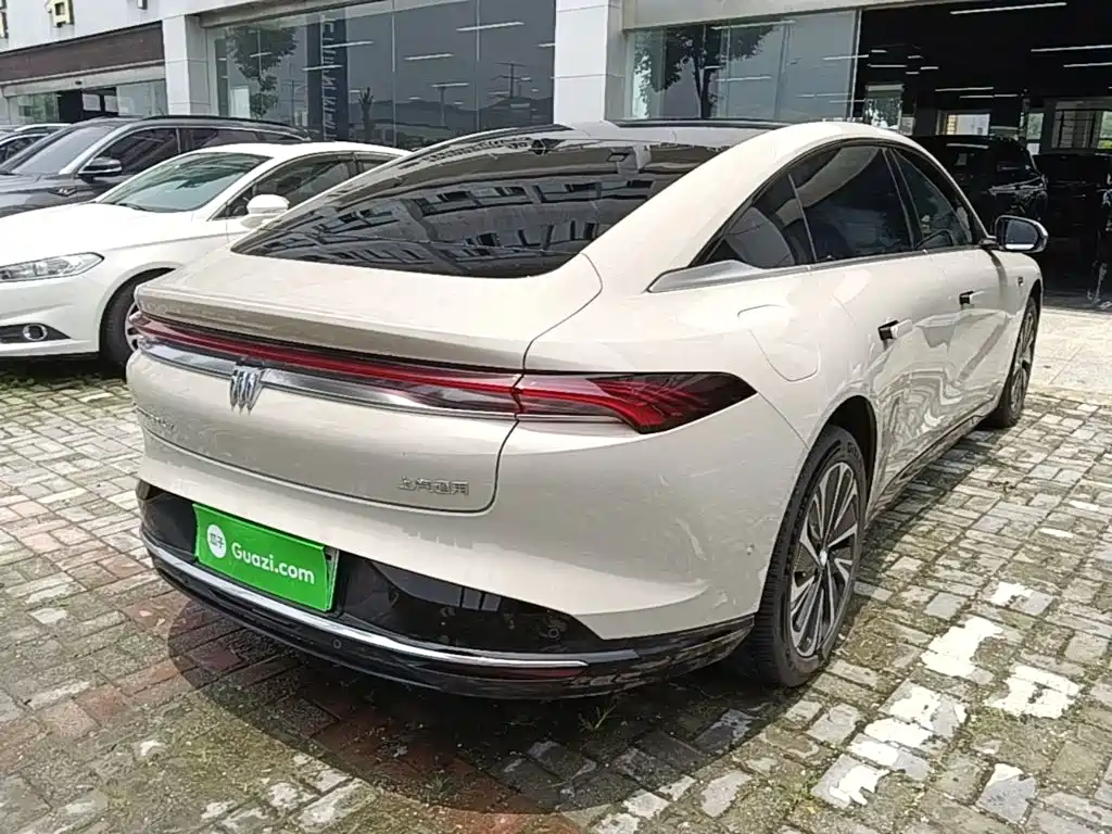 Buick L7