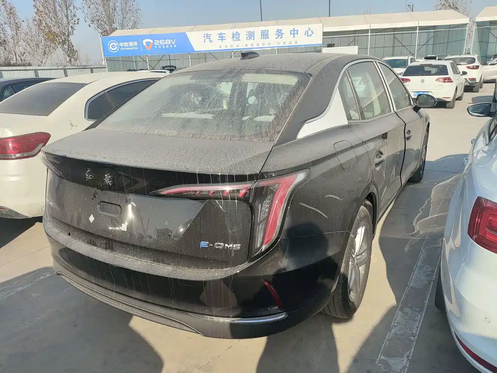 Hongqi Hongqi E-QM5 — миниатюра 2