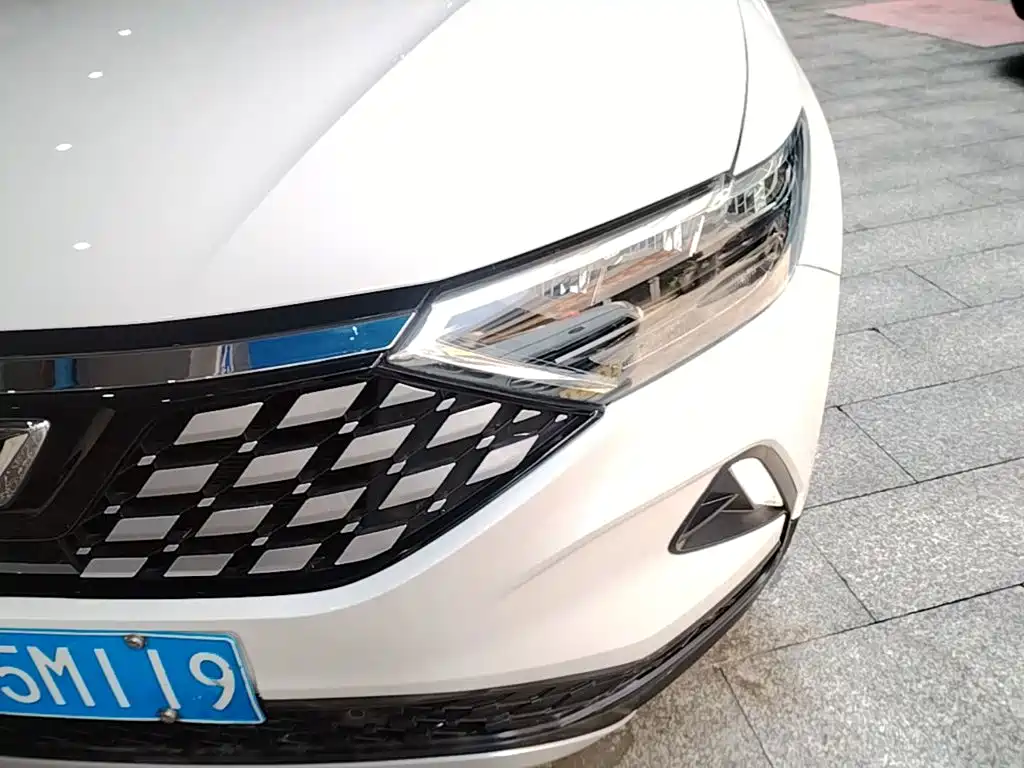 Jetta VS5 — миниатюра 24