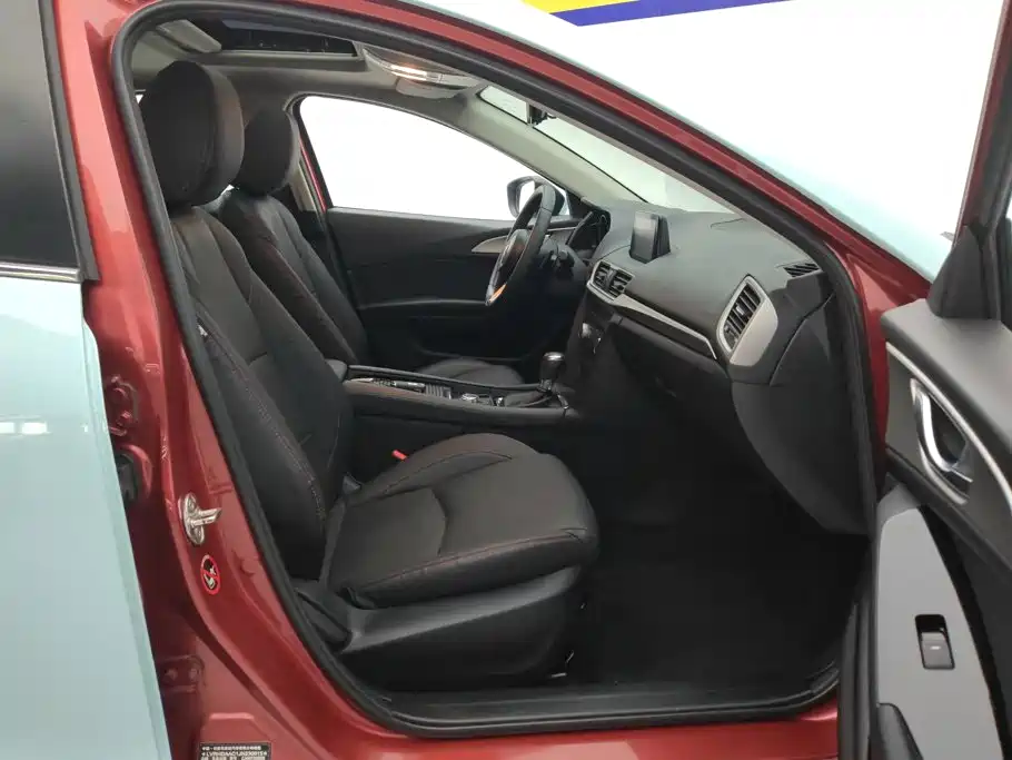 Mazda 3 Axela — миниатюра 8