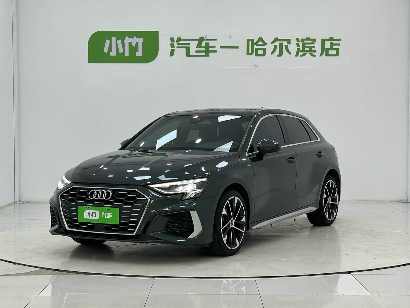 Audi A3 1.4 л 2022 г. Зелёный, пробег 25000 км