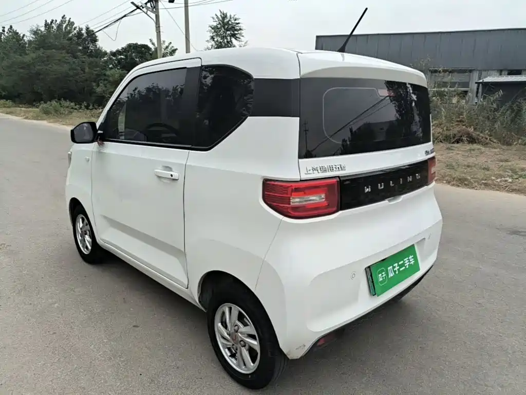 Wuling MINIEV — миниатюра 5