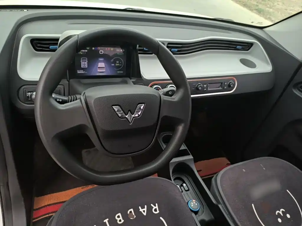 Wuling MINIEV — миниатюра 10