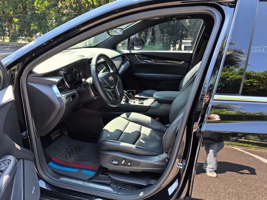 Cadillac XT5 — миниатюра 4