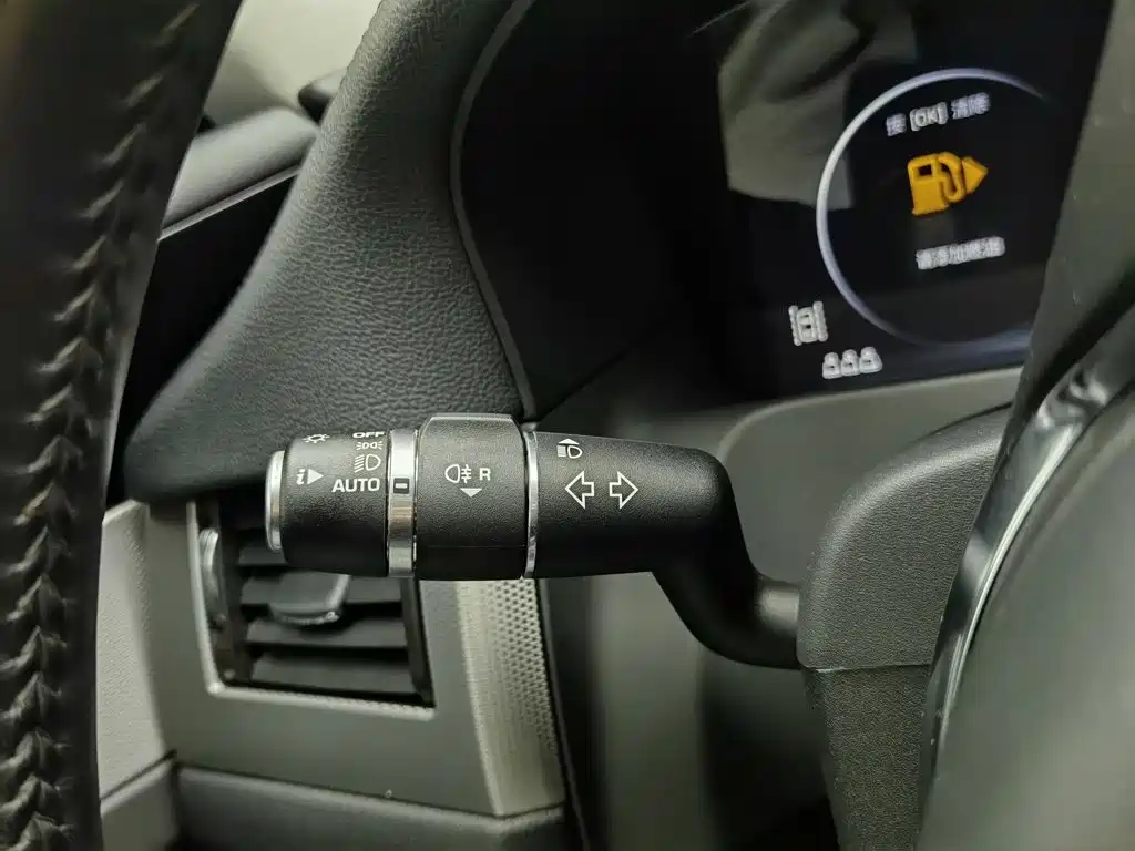 Jaguar XFL — миниатюра 21