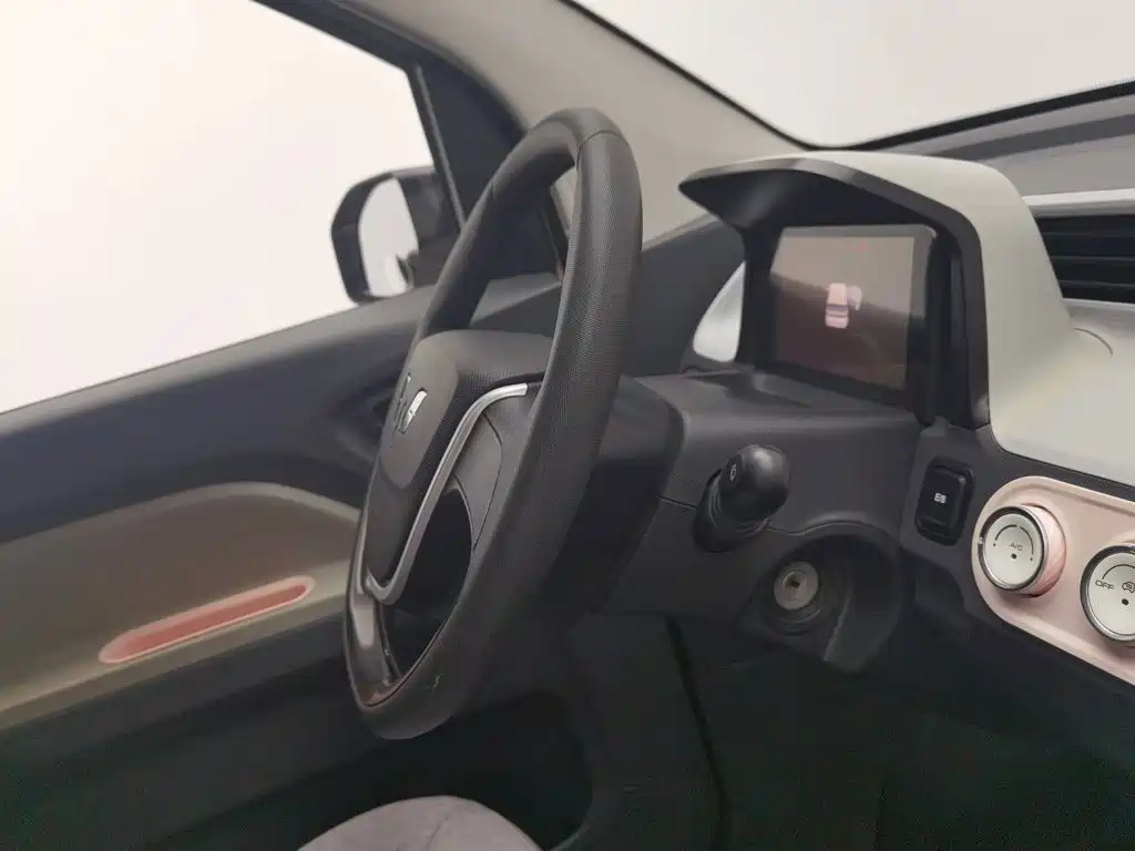 Wuling MINIEV — миниатюра 22