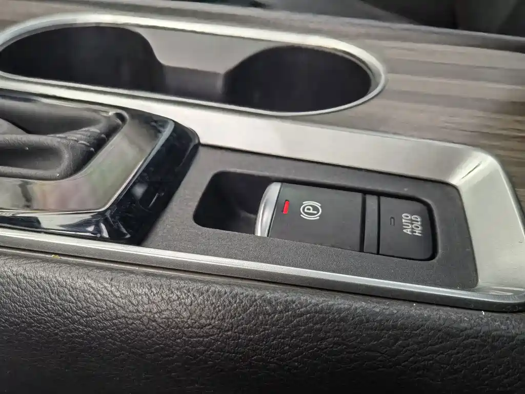 Nissan Teana — миниатюра 18