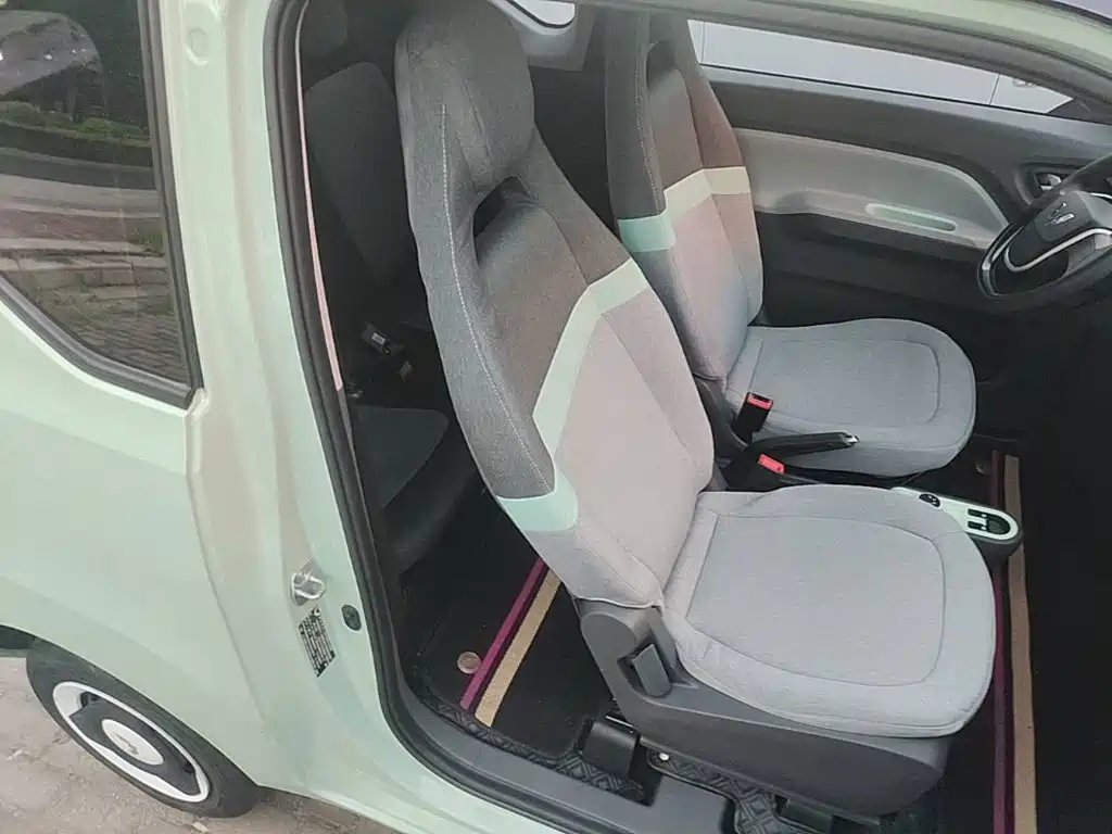Wuling MINIEV — миниатюра 25