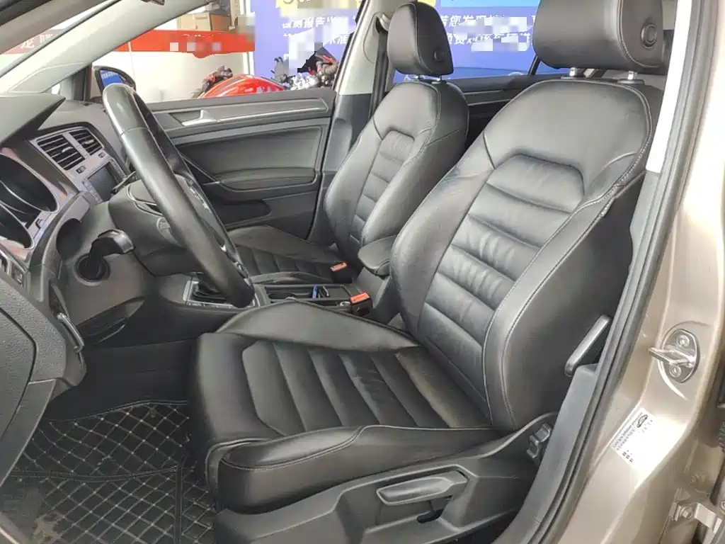 Volkswagen Golf — миниатюра 15