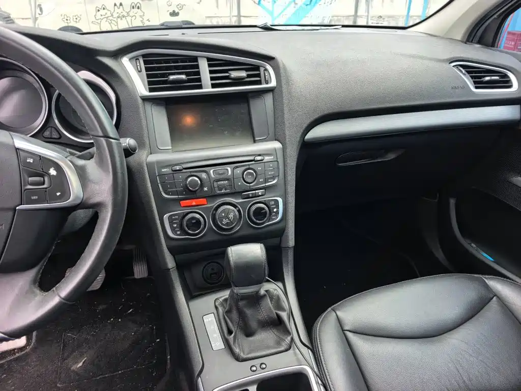 Citroen C4L — миниатюра 12