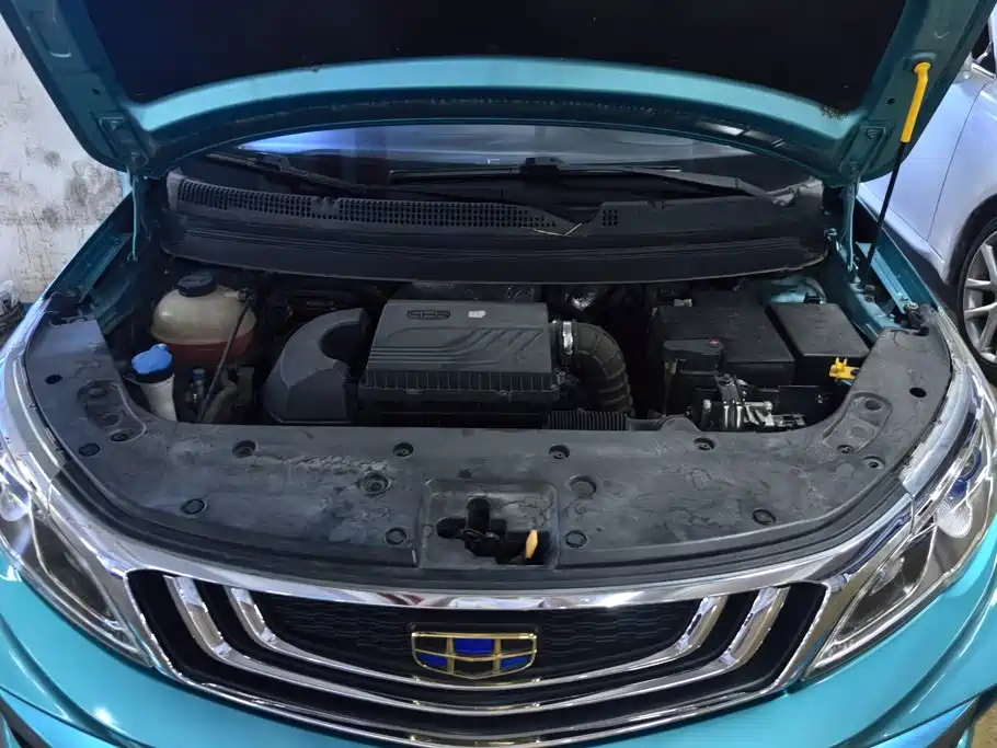 Geely Vision X3 — миниатюра 10