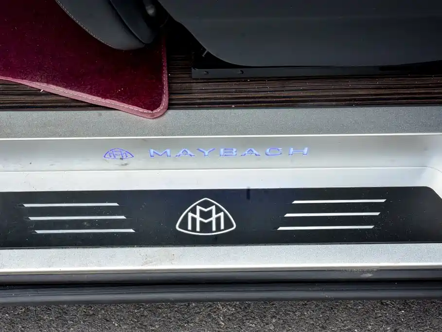 Mercedes-Benz V-Class — миниатюра 20